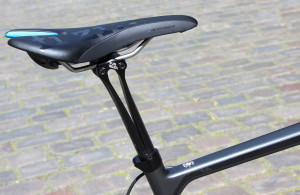 Canyon Endurace CF 9.0 'comfort' bike with Shimano Ultegra (Pic: George Scott/Factory Media)