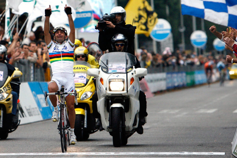 L'autore del libro "tutti campioni" al giro di Lombardia